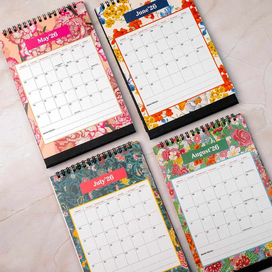 White Floral Paradise | 2026 Desk Calendar