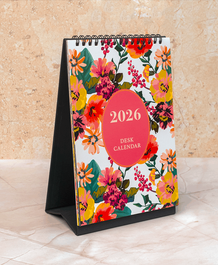 White Floral Paradise | 2026 Desk Calendar